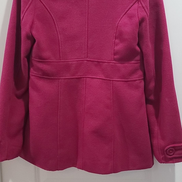 Adorable pink pea coat. - Picture 7 of 11